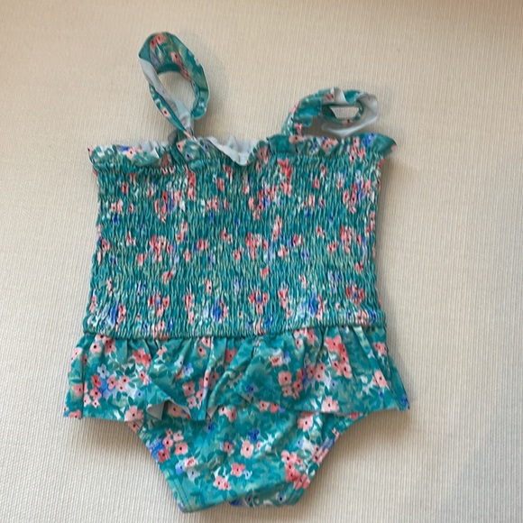 Janie and Jack baiting suit - Picture 2 of 3